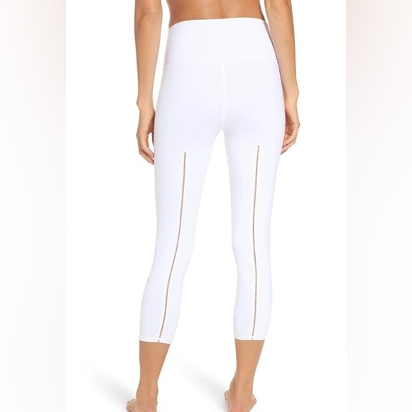Alo Yoga High-Waist Dash Capri Legging - Picture 1 of 6